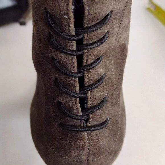 Kendall & Kylie Women’s Ankle Boot Pointed Toe Stiletto Heels Grey Suede Witchy - Picture 10 of 12